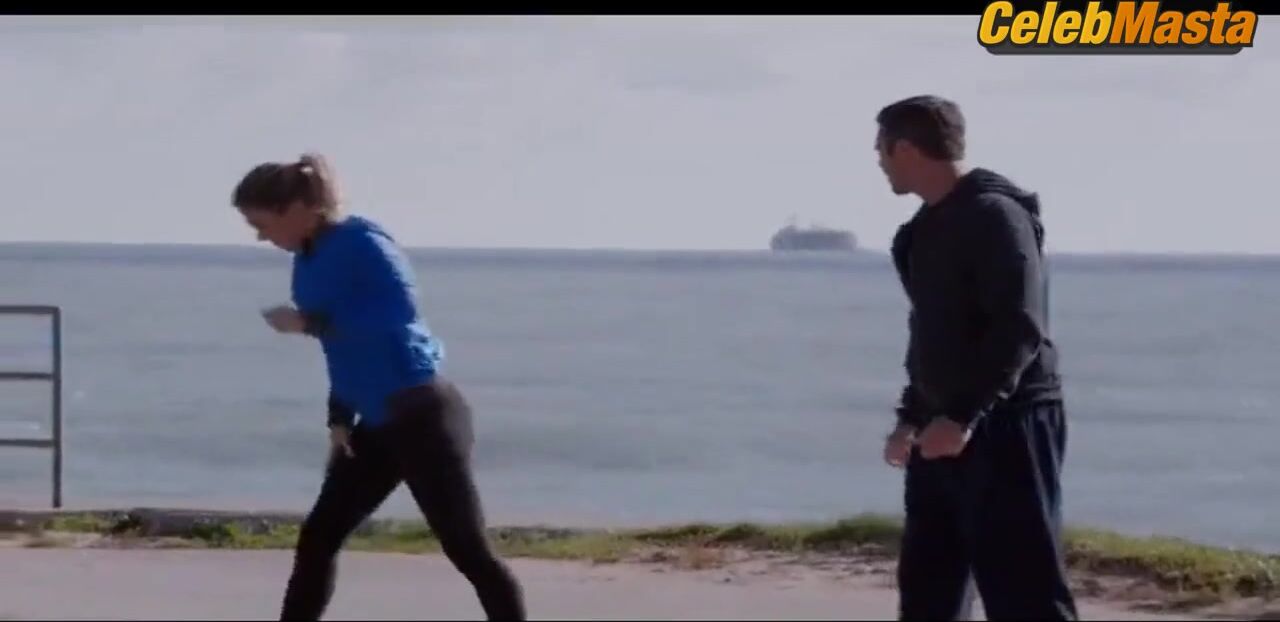 Serinda Swan Sexy Scene in Chicago Fire