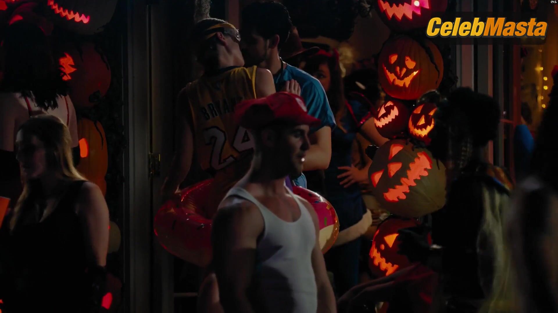 Shelley Hennig Sexy Scene in Dollface