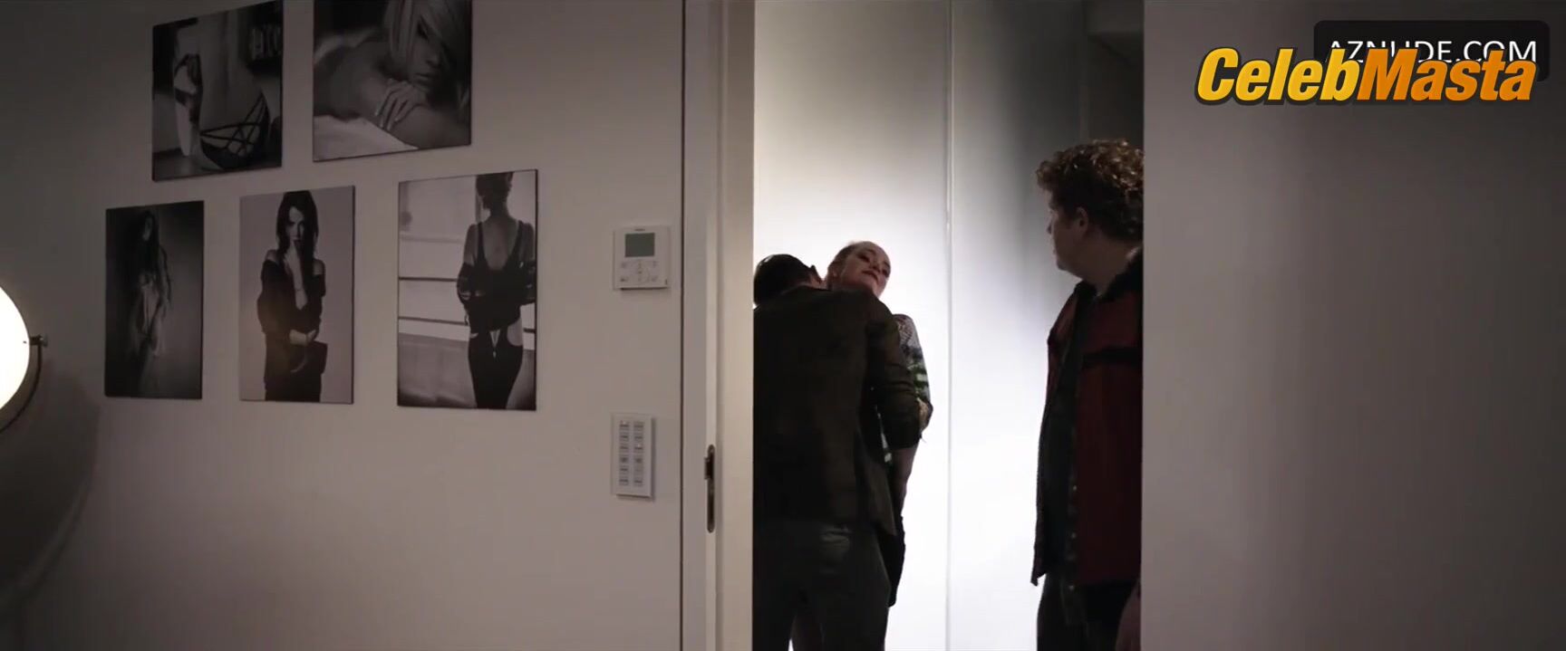 Lisa Tomaschewsky, Ruby O. Fee and Unknown Breasts, Underwear Scene in Verruckt Nach Fixi