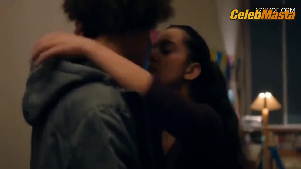 Lina El Arabi Sexy Scene in Philharmonia