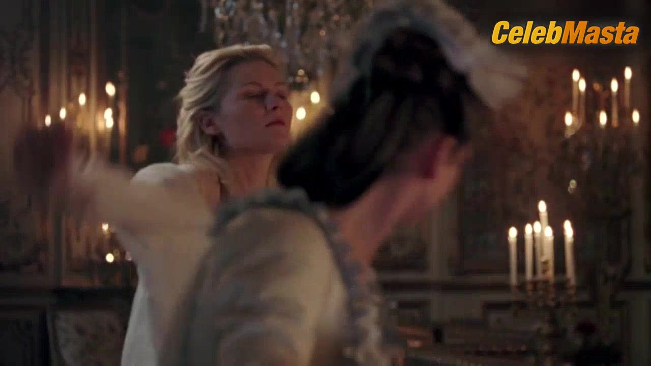 Kirsten Dunst ’s Hot Scene In Marie Antoinette - Photo 2 of 5 photo 4